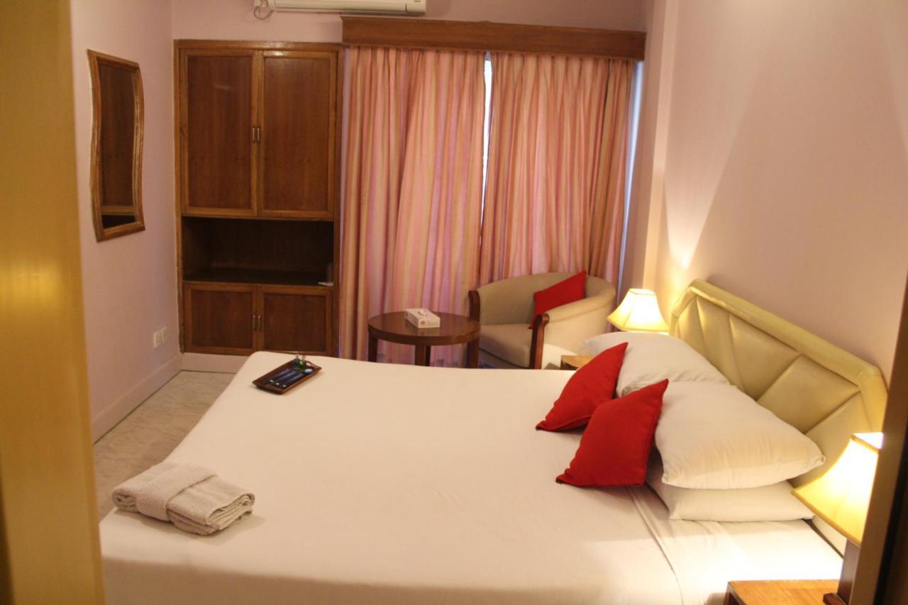 Hotel Sea Crown Cox's Bazar Esterno foto