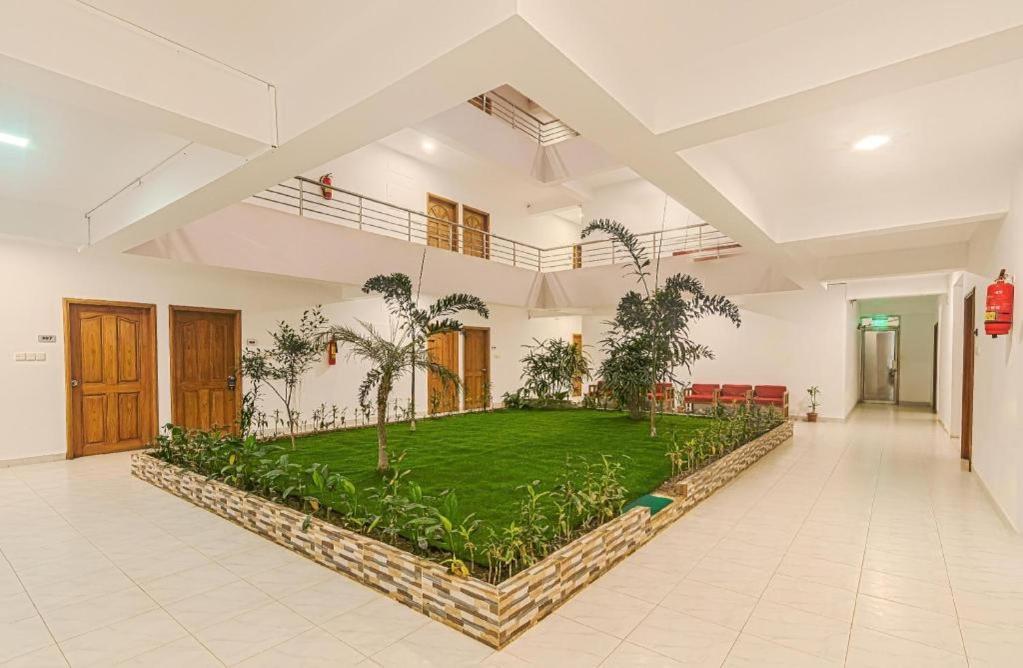 Hotel Sea Crown Cox's Bazar Esterno foto