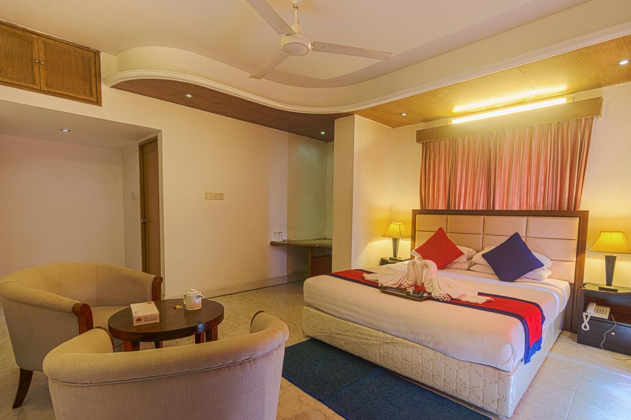 Hotel Sea Crown Cox's Bazar Esterno foto