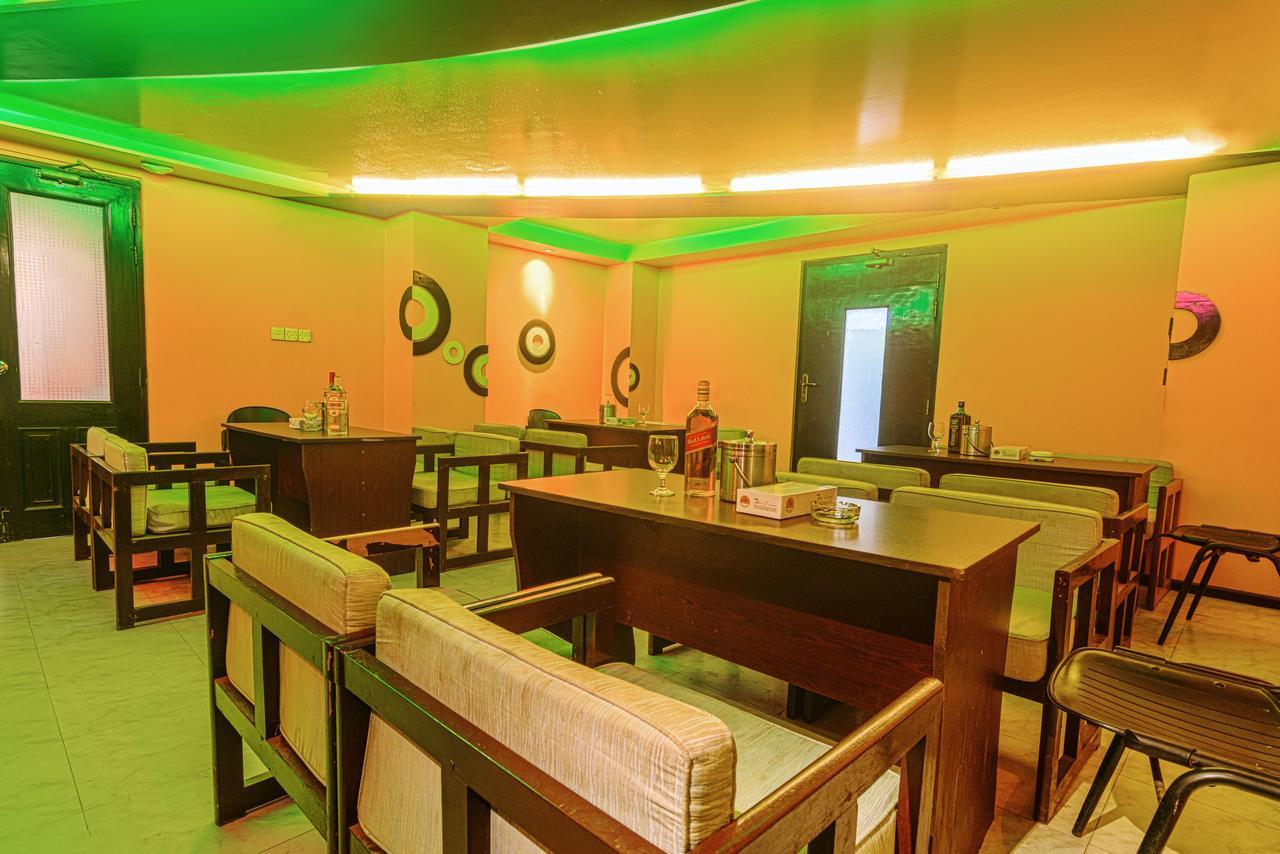 Hotel Sea Crown Cox's Bazar Esterno foto