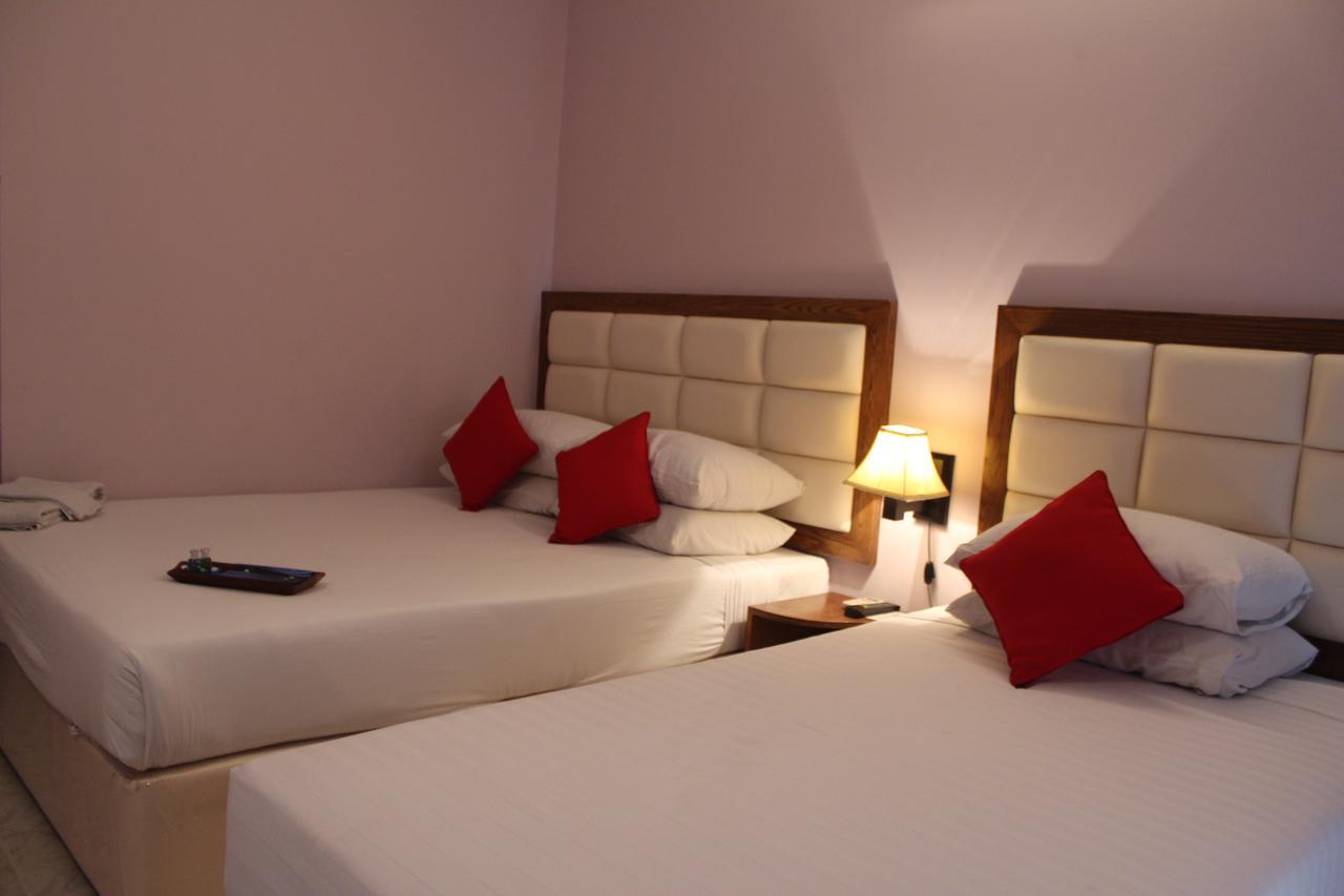 Hotel Sea Crown Cox's Bazar Esterno foto